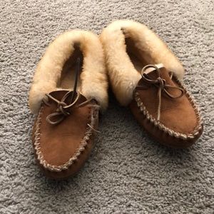 L.L Bean wicked good women’s moccasin